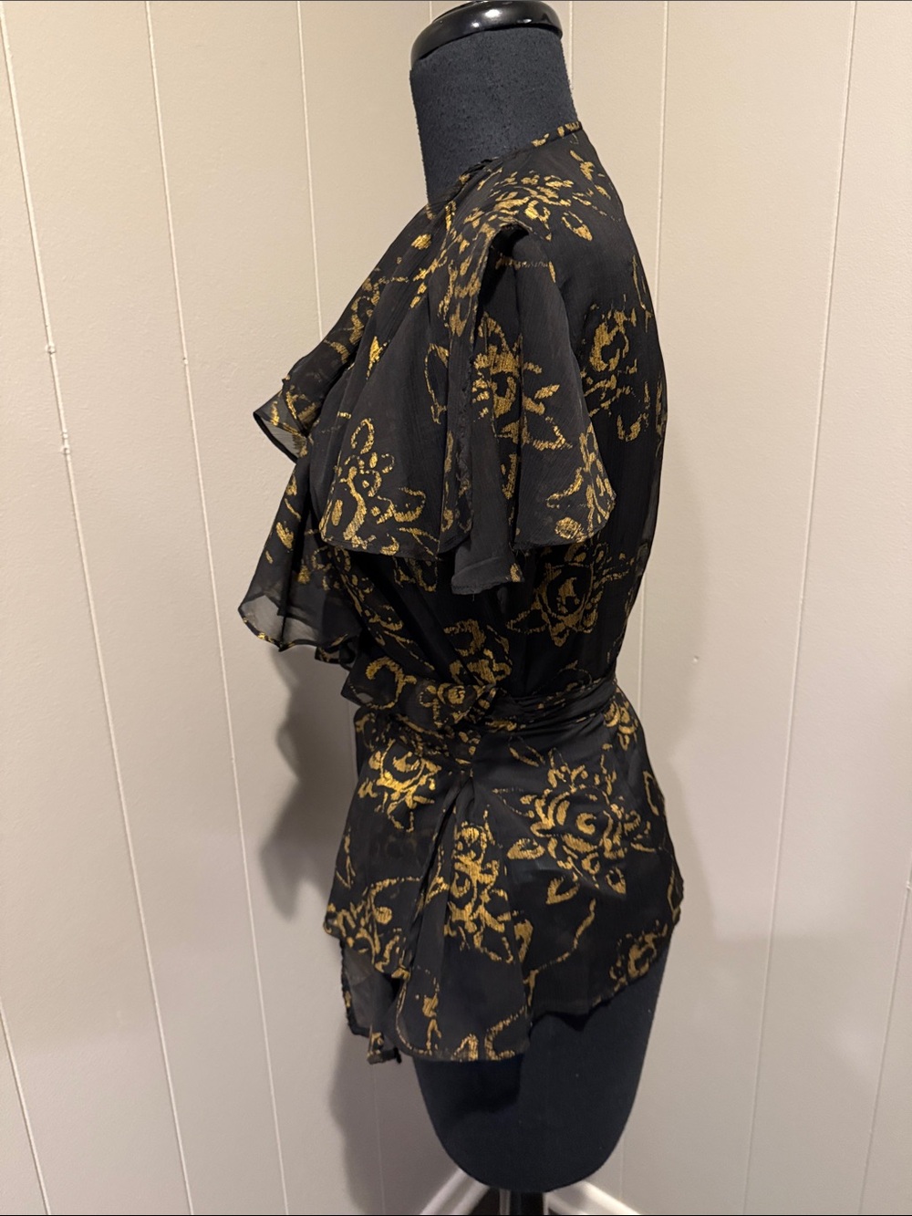 B44 Lauren Ralph Lauren Petite Women’s 8P Black Sheer Ruffled Wrap Blouse - Picture 4 of 7